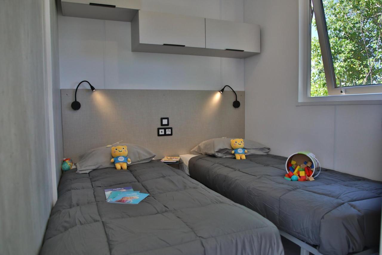 Camping maeva Respire Le Village Perrosien Extérieur photo
