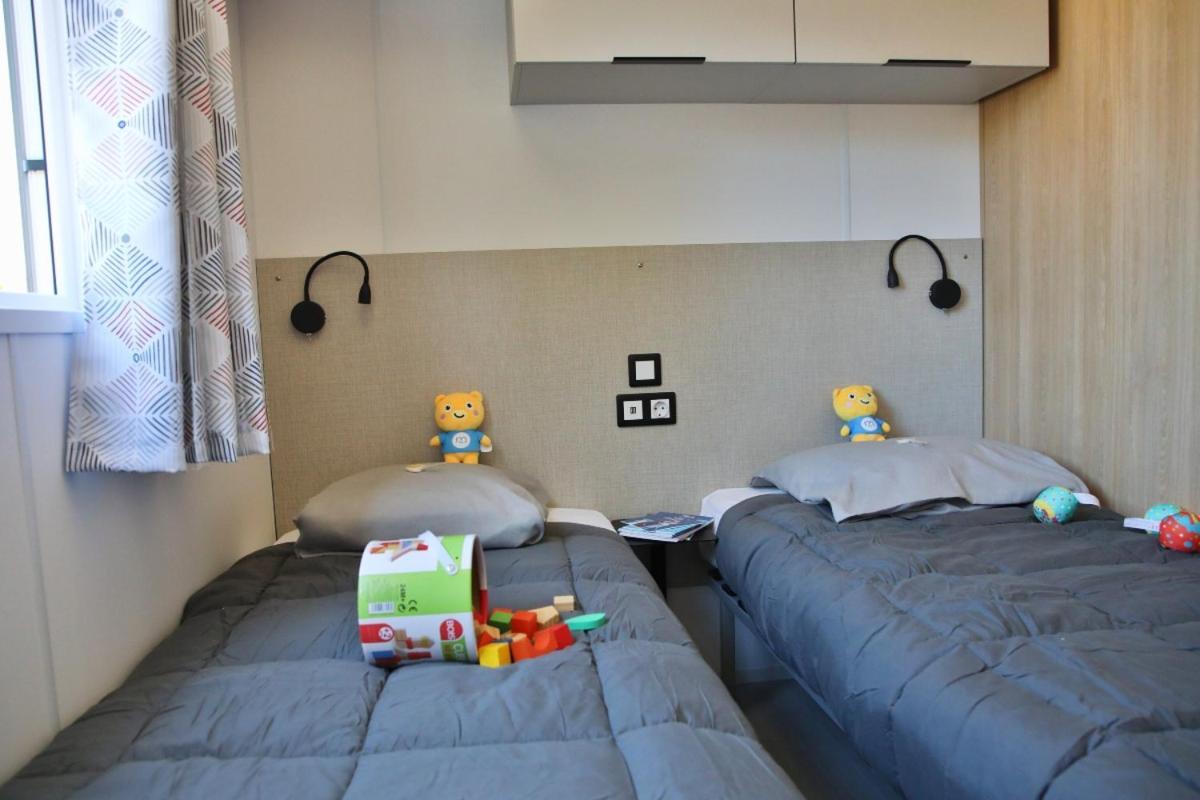 Camping maeva Respire Le Village Perrosien Extérieur photo