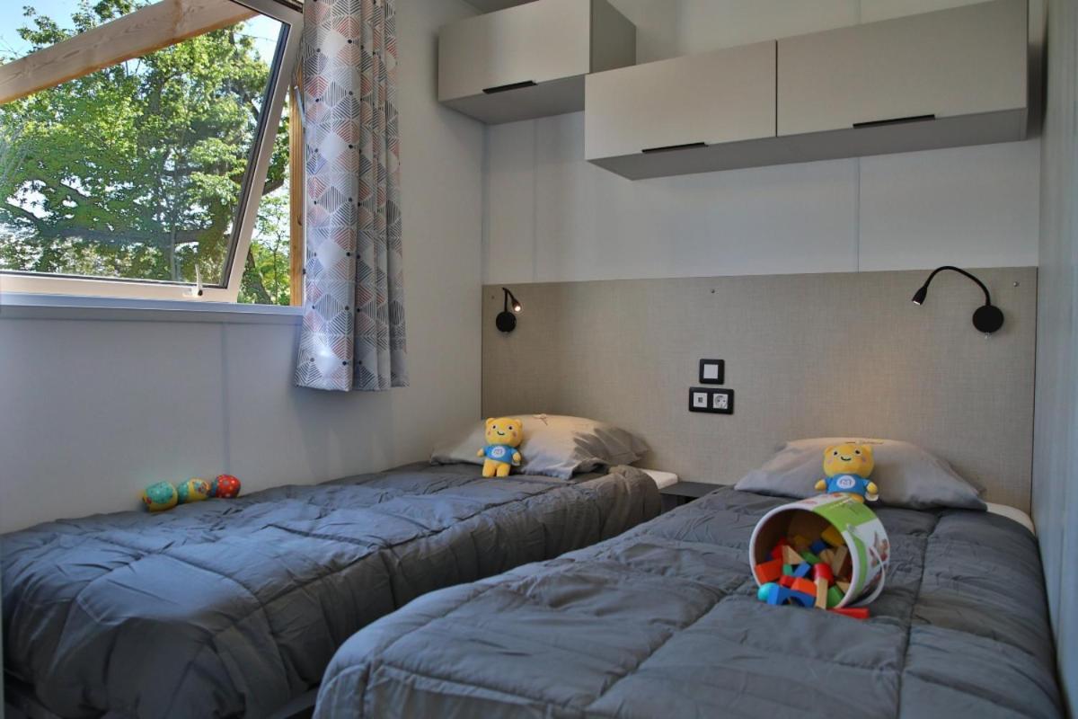 Camping maeva Respire Le Village Perrosien Extérieur photo