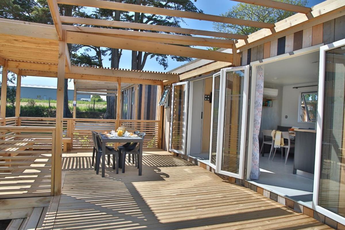 Camping maeva Respire Le Village Perrosien Extérieur photo