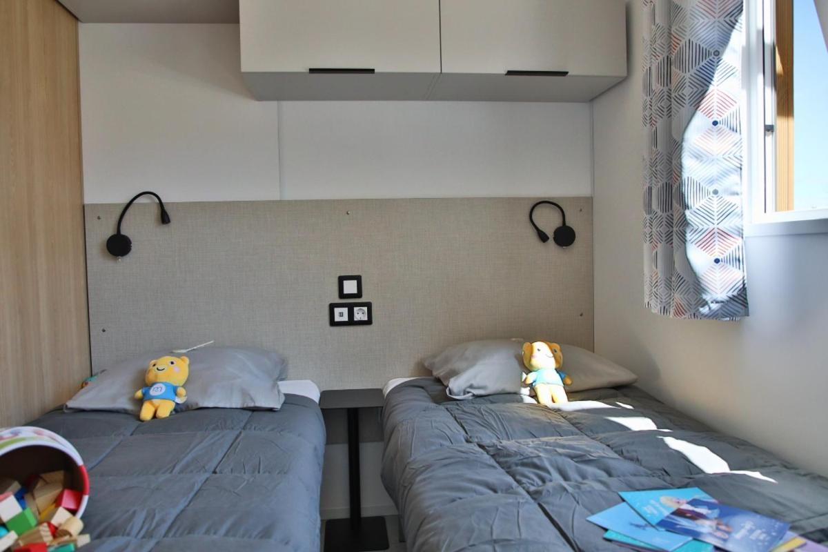 Camping maeva Respire Le Village Perrosien Extérieur photo