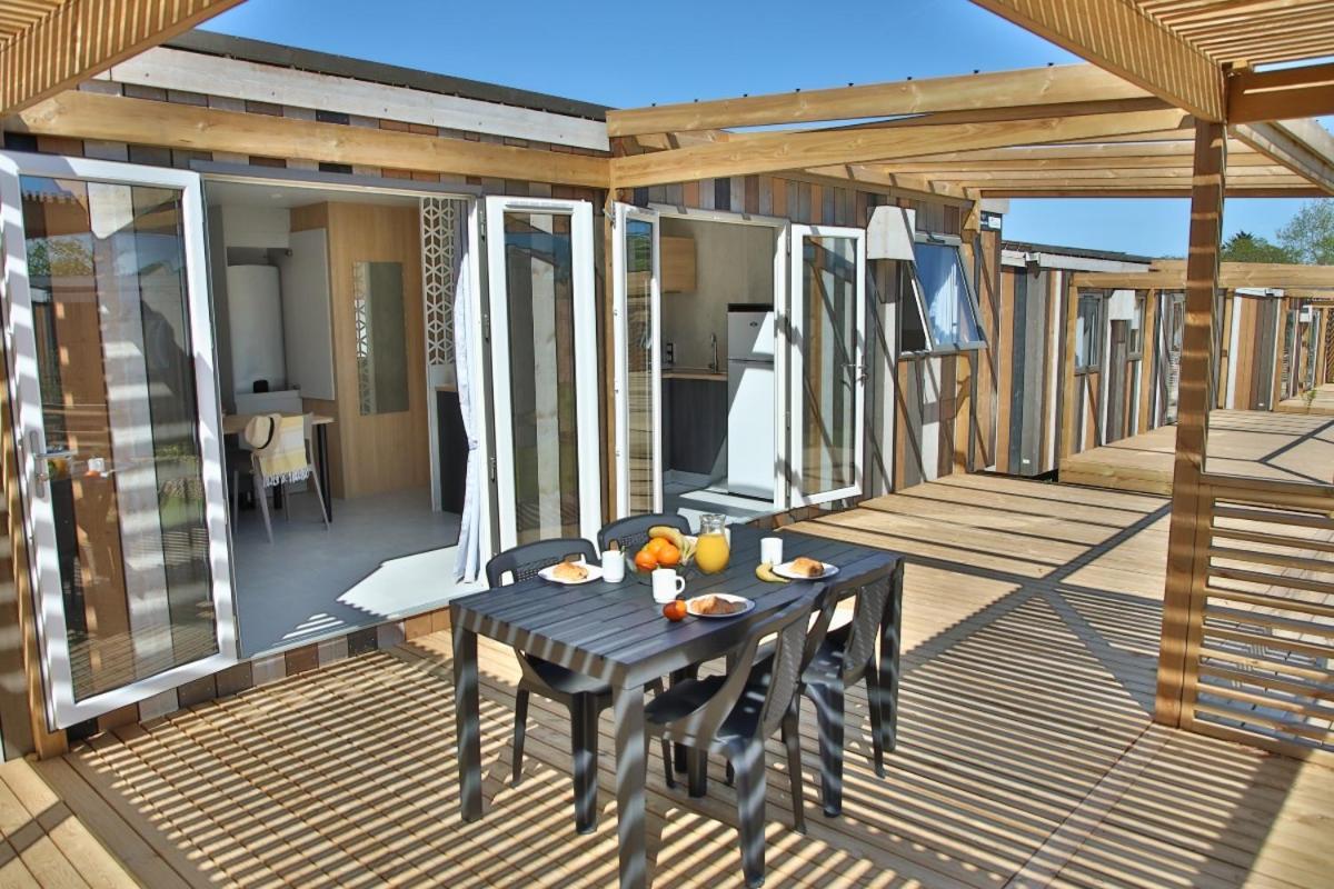 Camping maeva Respire Le Village Perrosien Extérieur photo